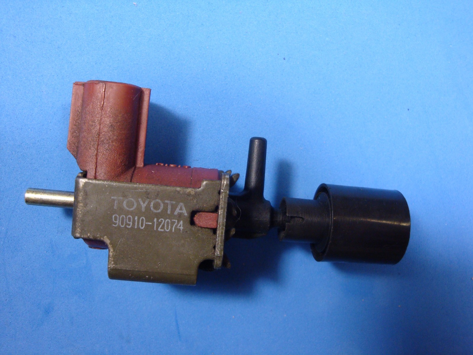 90910-12074 Engine Truck Vacuum Switching Valve For Lexus ES300 TOYOTA Avalon Camry T100 Tacoma 4Runner Pickup