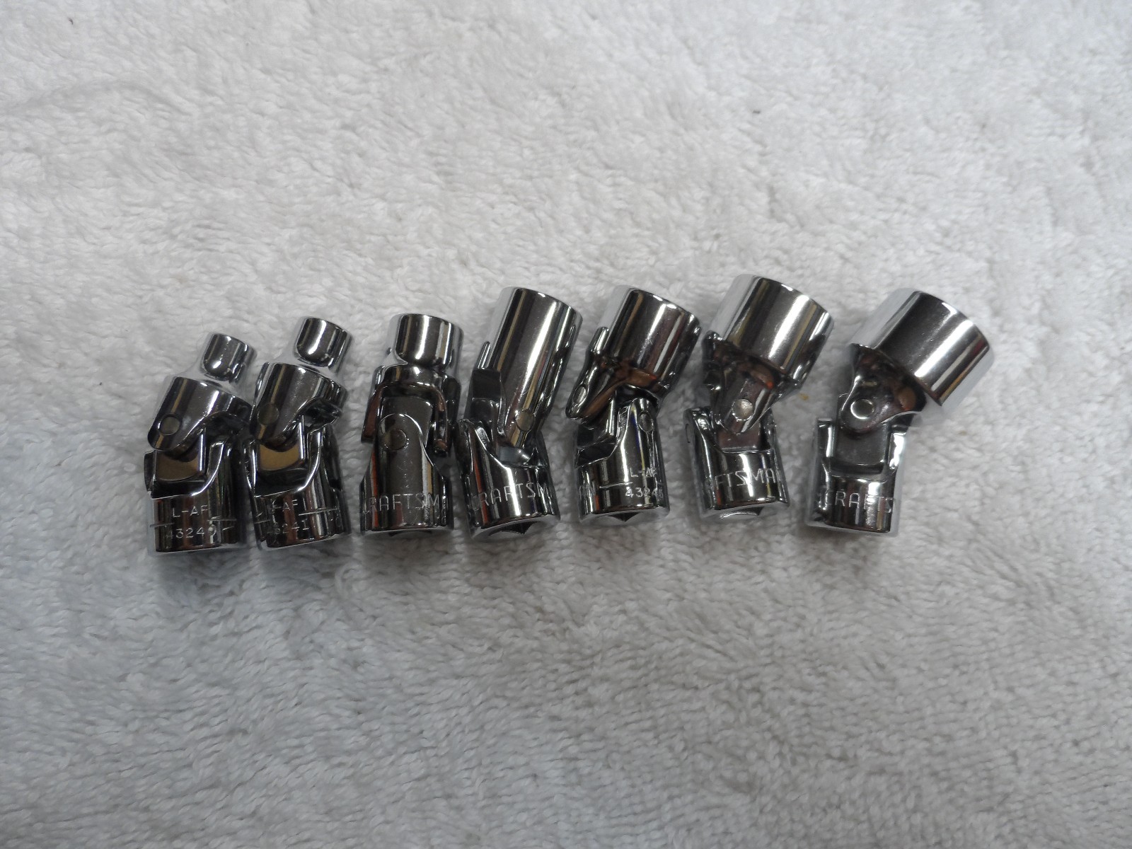 ארובות ושקע סטים Craftsman 1/4" Drive SAE Swivel Flex Socket Set, 6pt