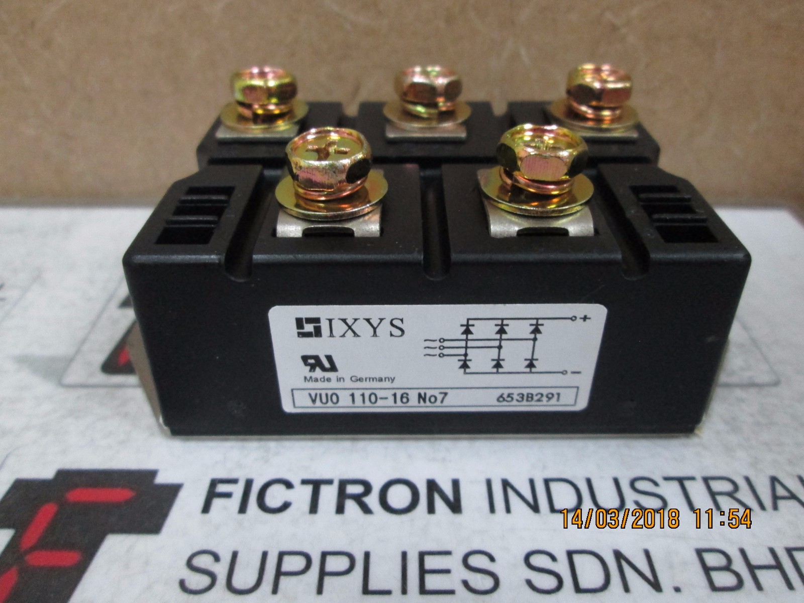 【高い素材】 NEW 1PCS VUO110-16NO7 IXYS MODULE VUO11016NO7 VUO110-16N07 シングルボードコンピュータ・アクセサリ