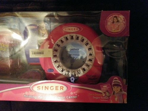 SINGER KNITTING MACHINE FASHION CENTER AGES 6+