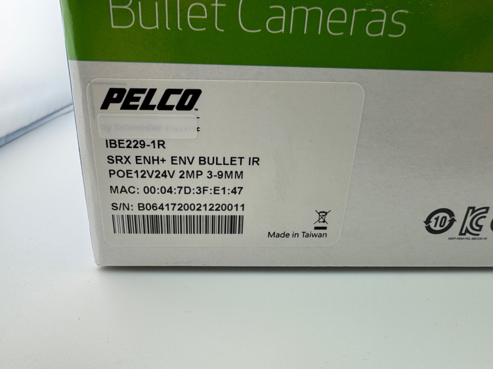 Pelco IBE329-1R Sarix IBE Series Indoor and Environmental Bullet Security Camera
