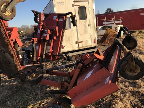 BUSH HOG FLEX WING MOWER WITH CHAINS BAT WING Batwing Flexing 15 Ft Bushhog USED