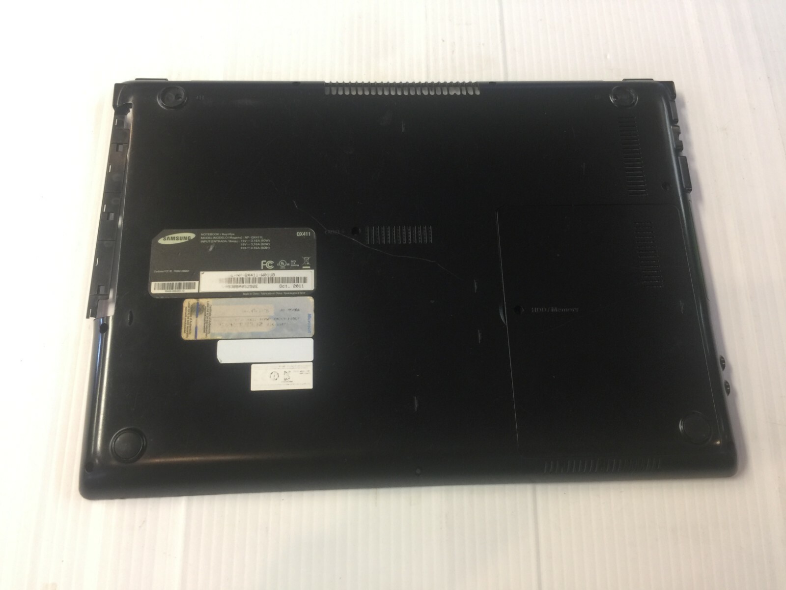 Samsung NP-QX411L 14.1” Laptop Case Bottom Base w/Cover Door