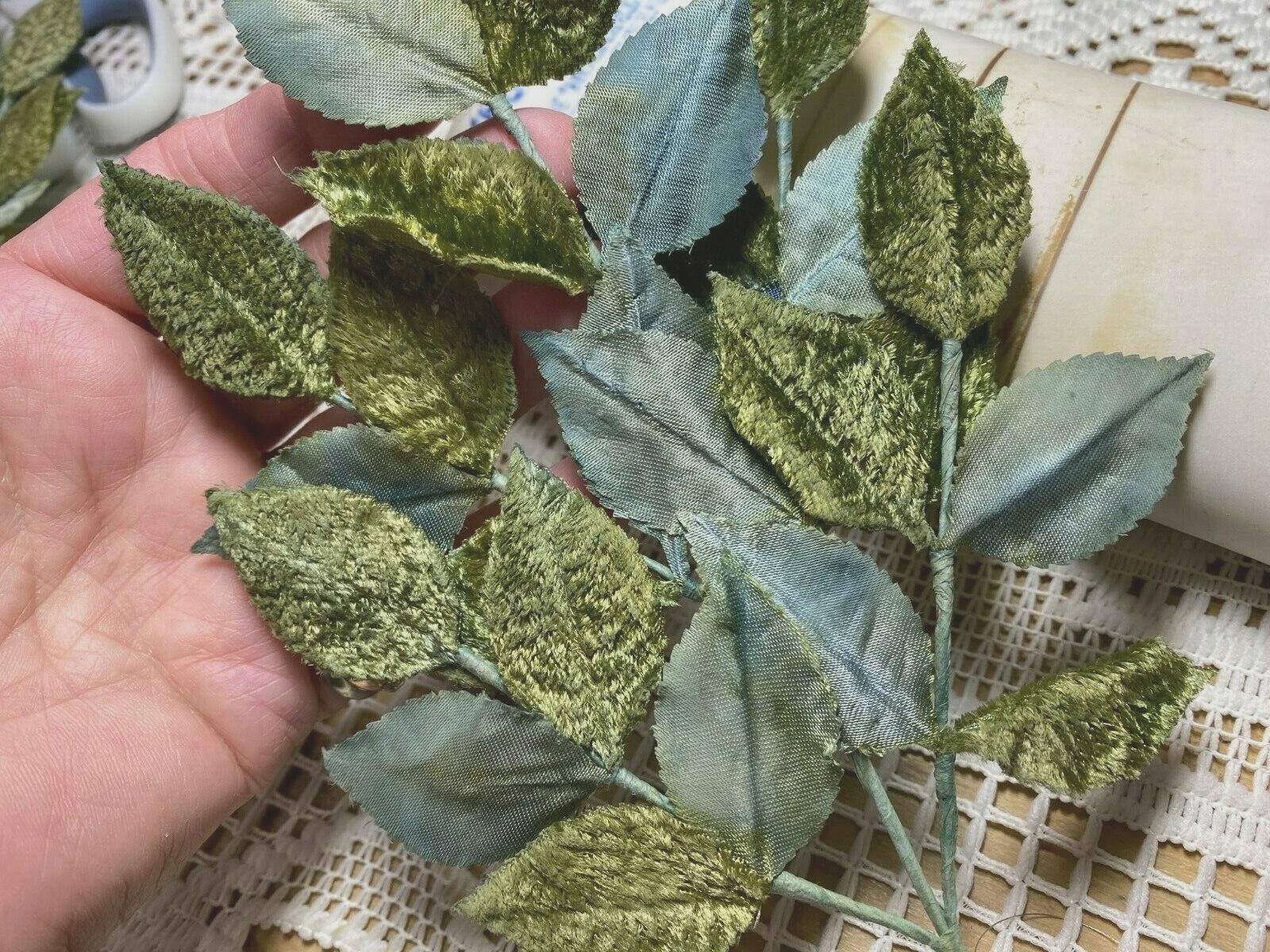 Vintage 1940s Millinery Velvet Silk Leaves Moss Verdegris 1 Spray Made in Japan