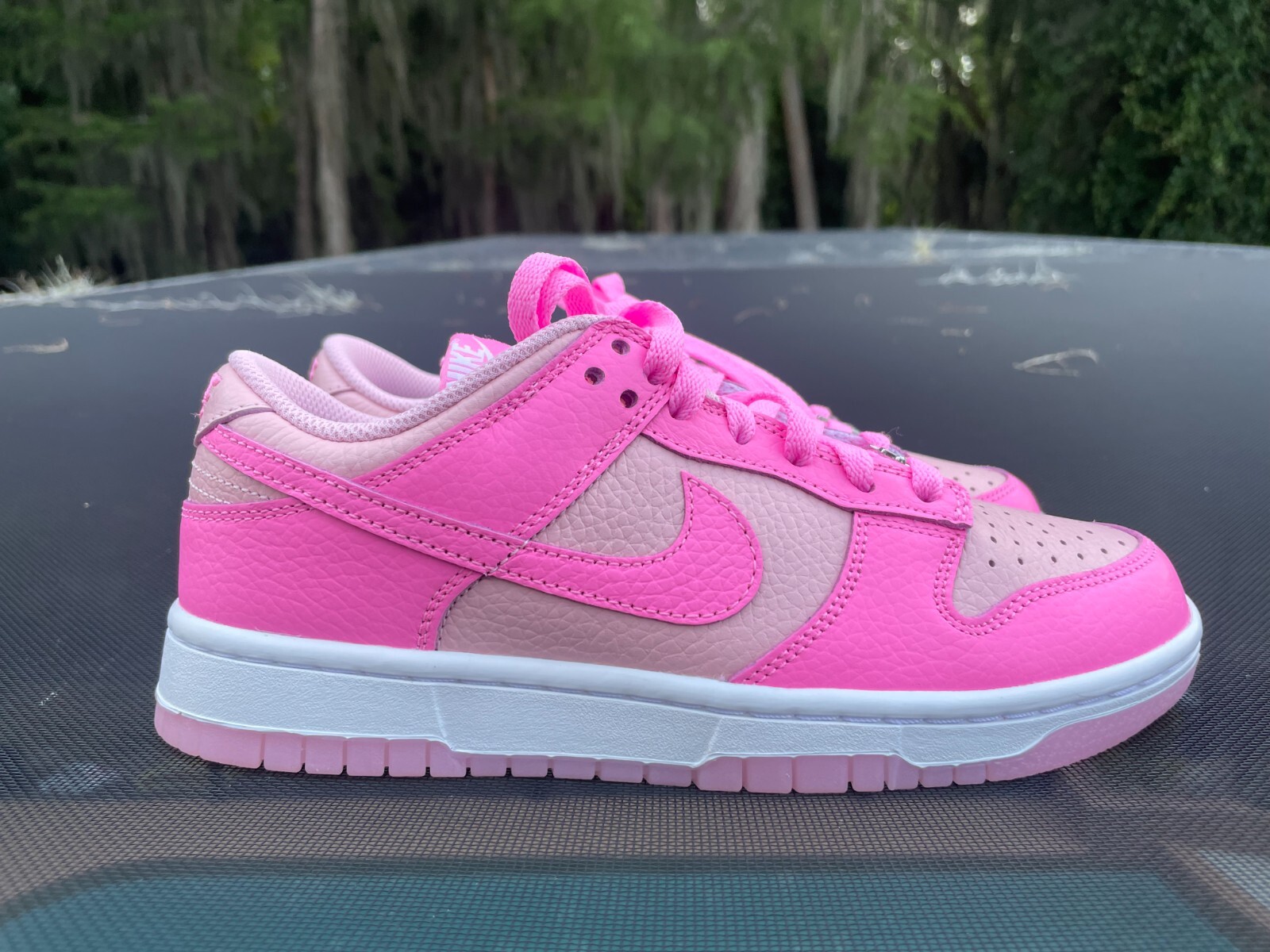 スニーカー ナイキ NIKE ウィメンズAF1PIXEL ピンク