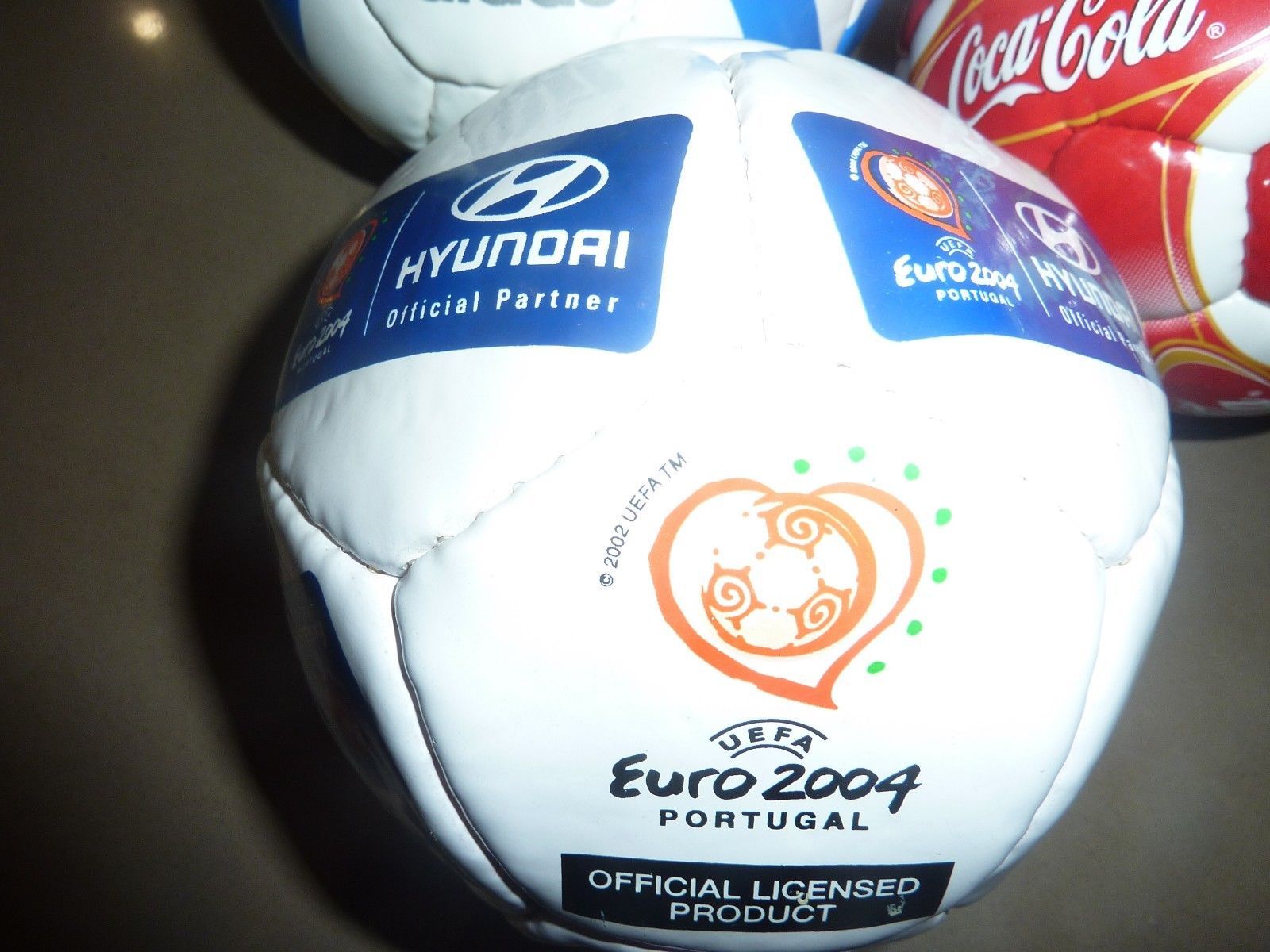 スーパーセール 50％（福袋 UEFA EURO 2004 PORTUGAL OFFICIAL HYUNDAI MINI BALL - RARE | eBay サッカーボール
