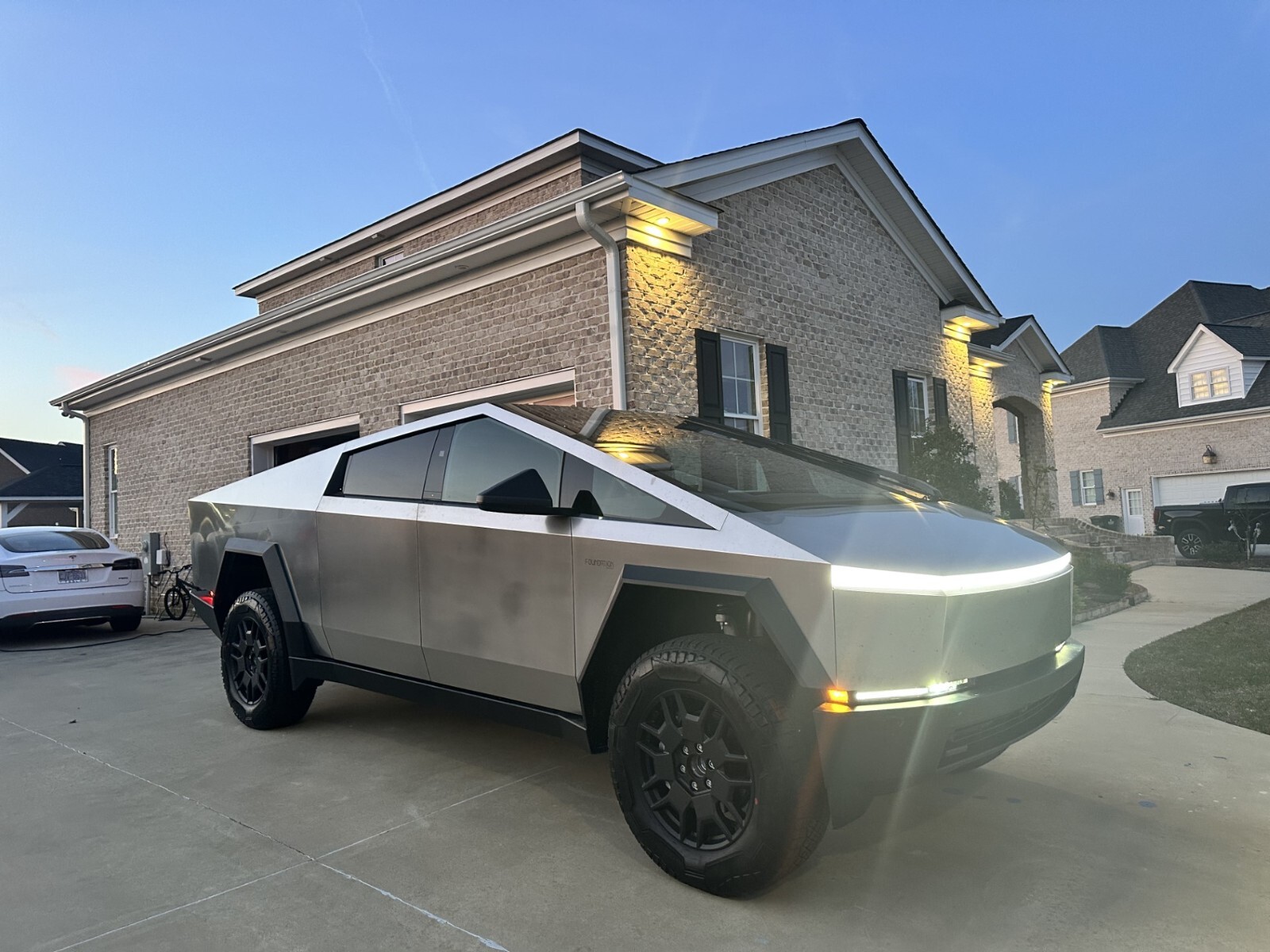 2024 Tesla Cybertruck Foundation Series New Tesla Cybertruck for sale
