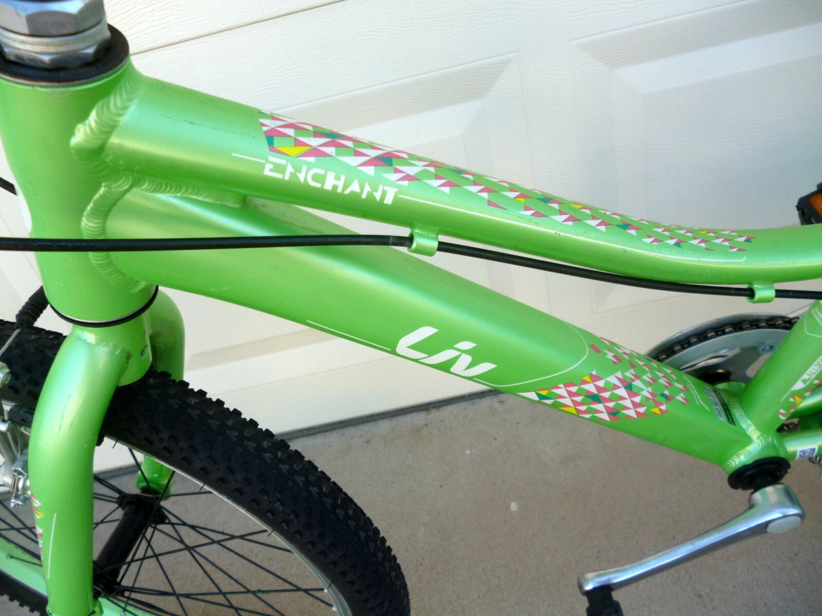 Liv enchant girls bike hotsell