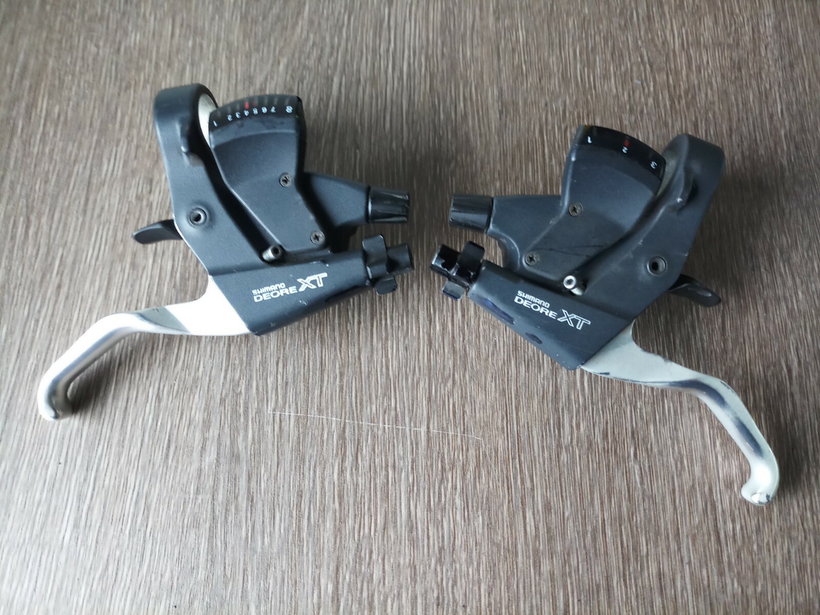 シマノ DEORE XT ST-M739 シフト・ブレーキレバーセット 3×8