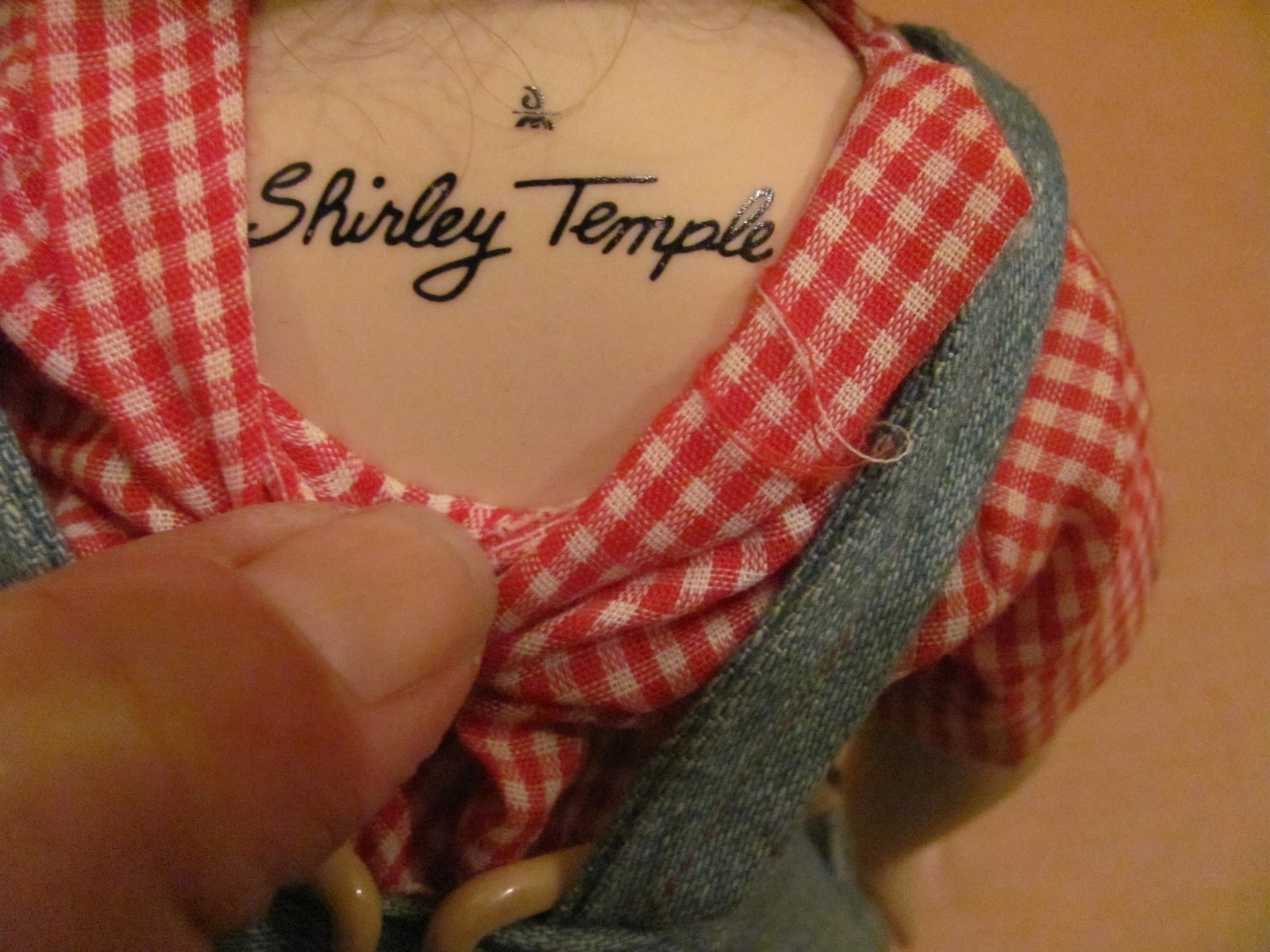 Danbury Mint Shirley Temple Rebecca of Sunny Brook Farm Porcelain Doll w / Stand
