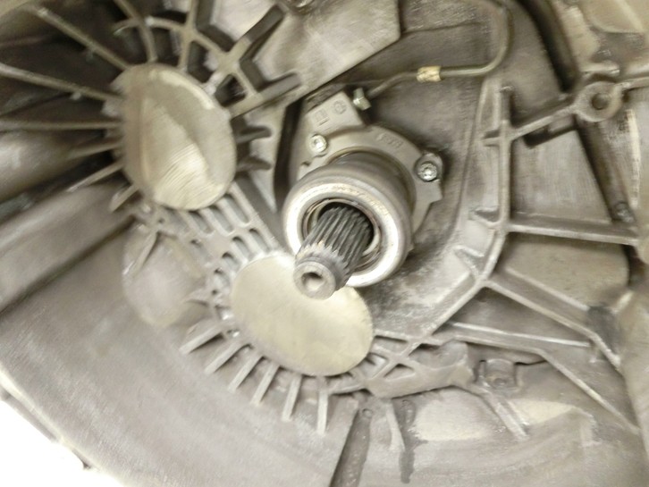 Opel Insignia A 08-13 2,0 118KW Schaltgetriebe MR6 MR6 MR6 - Bild 7