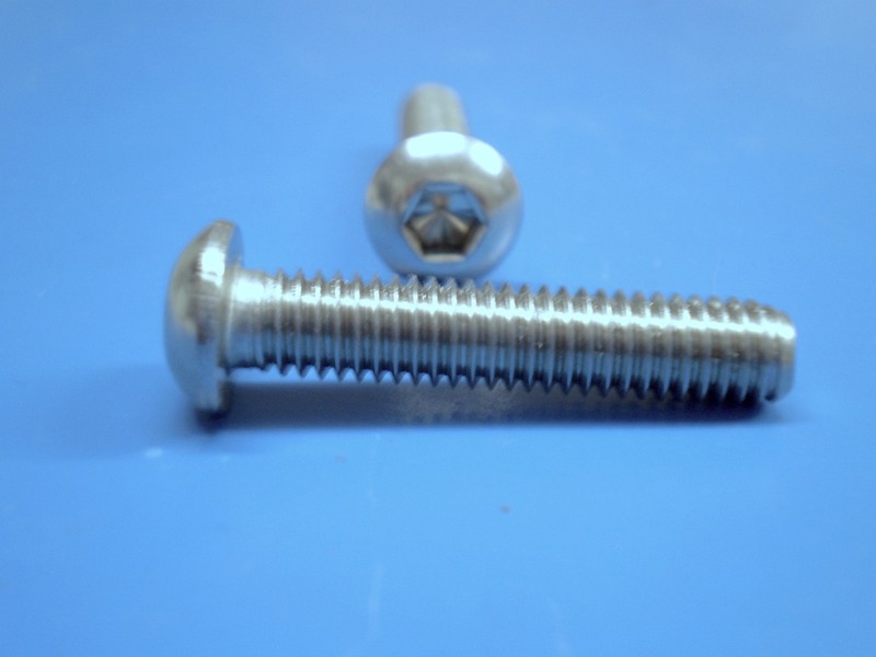 Linsenkopfschrauben M2/M3/M4/M5/M6/M8/M10 Iso 7380 7381 Flansch Edelstahl 