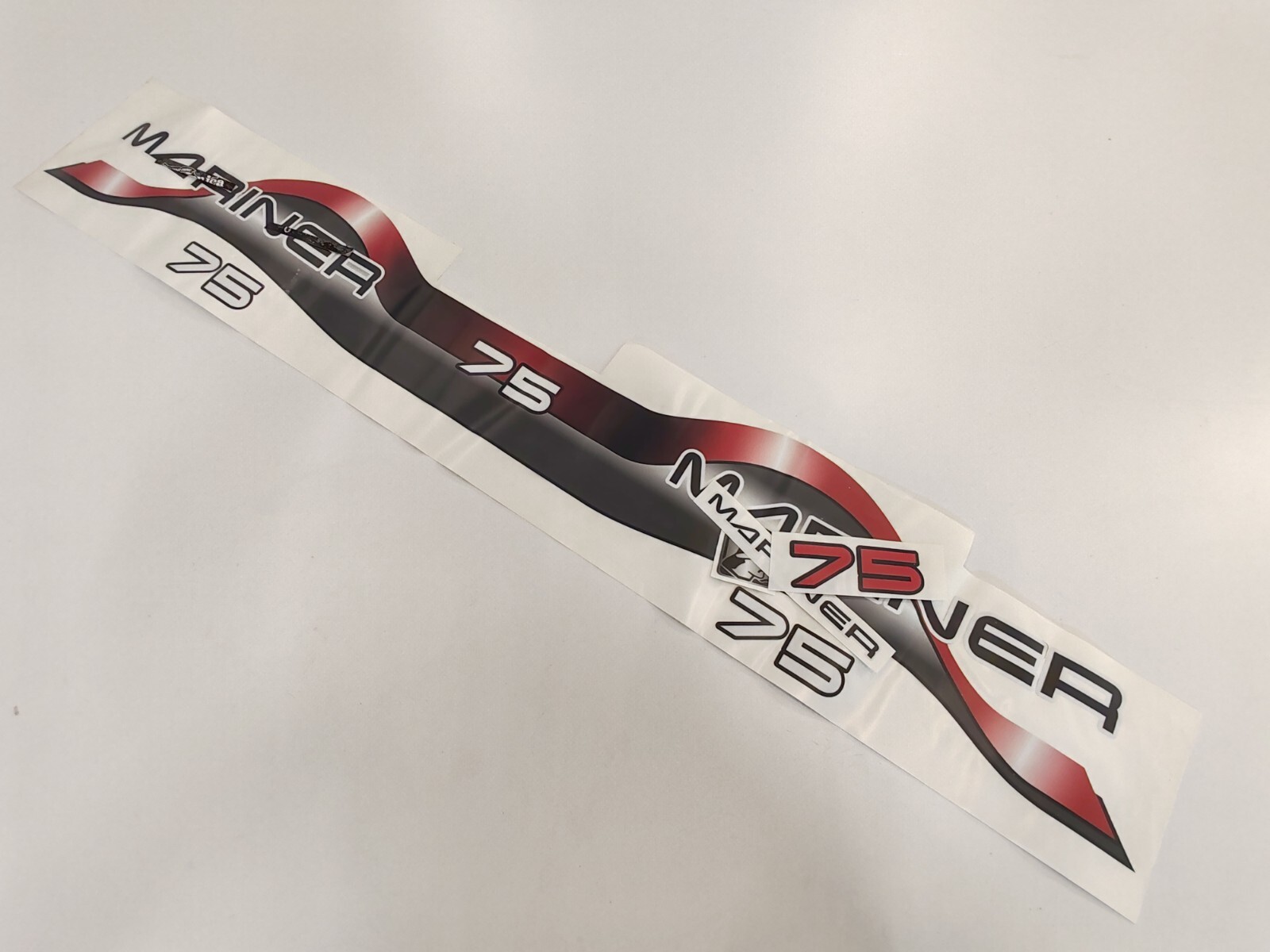 Mariner 75 Outboard 1994/2004 Aftermarket RED Decal Aufkleber Sticker Set - Picture 2 of 3