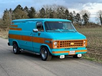 1980 Chevrolet Boogie Van, V8 auto, bed, swivel seats and lots of fur!!