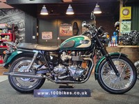 2009/59 TRIUMPH BONNEVILLE T100 5,900 MILE'S 
