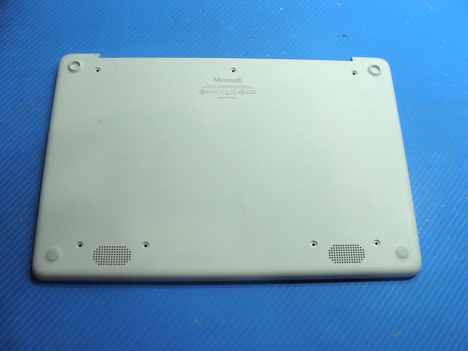 Microsoft Surface Laptop 11.6