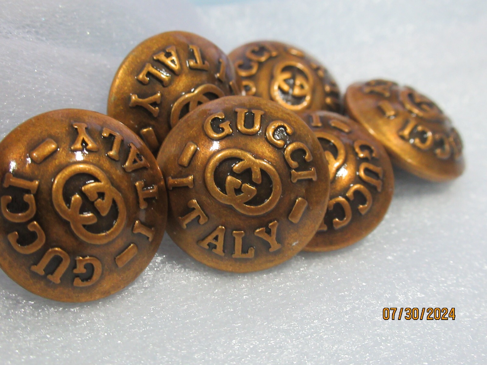 Gucci 6 buttons COPPER  TONE GG 20 mm  BUTTONS THIS IS FOR 6