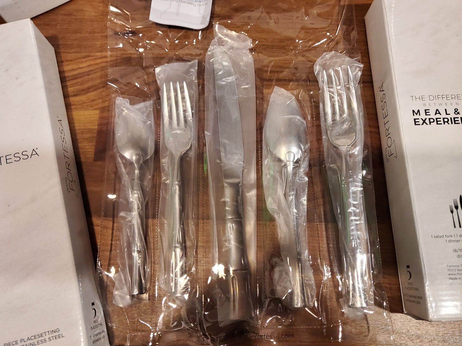 New FORTESSA 5 Piece Place Setting 18/10 Stainless Steel 5PPS-127-05 FREE SHIP