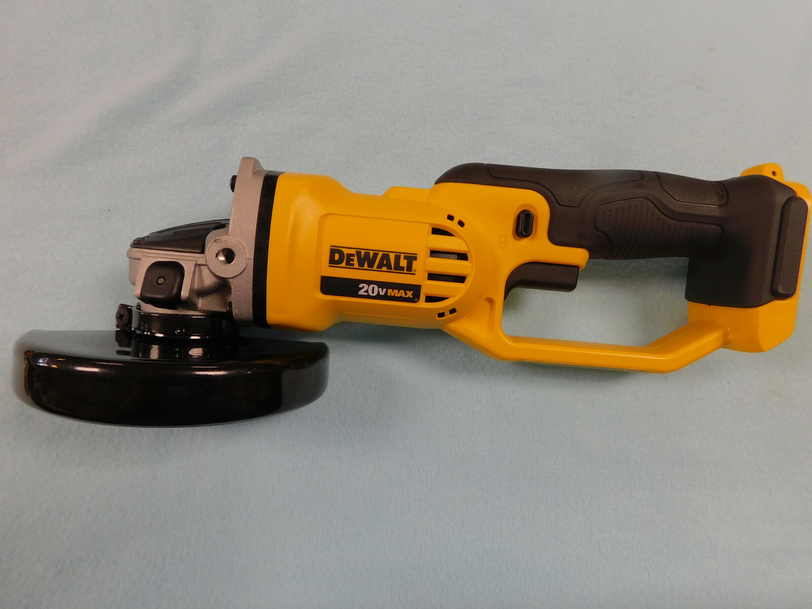 Dewalt DCG412 20V 4-1/2
