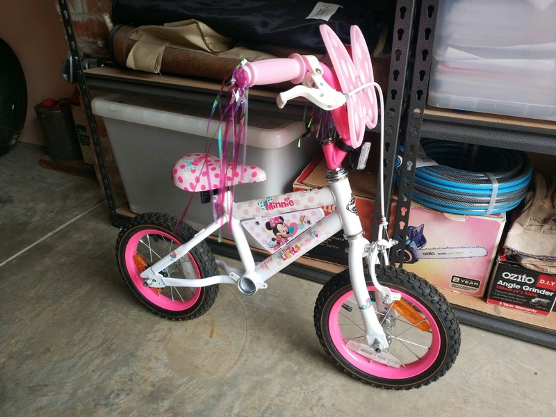 minnie mouse balance bike