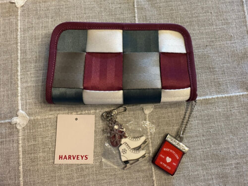 Harveys seatbelt clutch wallet hotsell