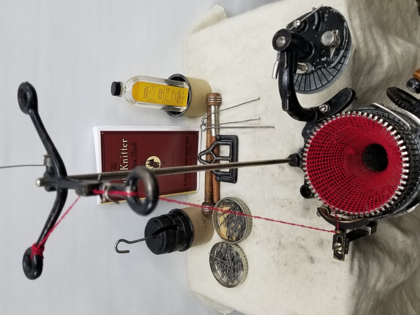 ORIGINAL AUTO-KNITTER SOCK KNITTING MACHINE 1 CYL 60 & 1 RIBBER 40 W Needles