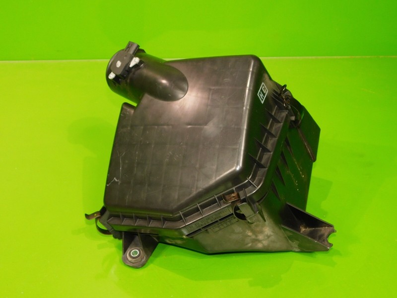 06-13 IS250 IS350 OEM air intake filter cleaner housing box assembly