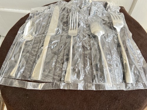 Place Setting 5 Piece New #1