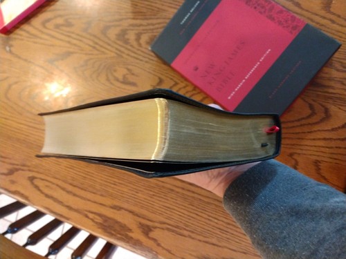 NKJV, Wide-Margin Reference Bible, Sovereign Collection, Genuine Leather, Black,