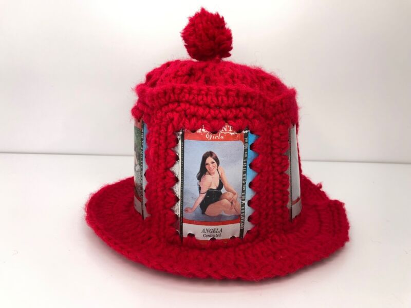 Vtg Tennent Girls Pin Up Crochet Beer Can Hat Tennent Caledonian Breweries Red