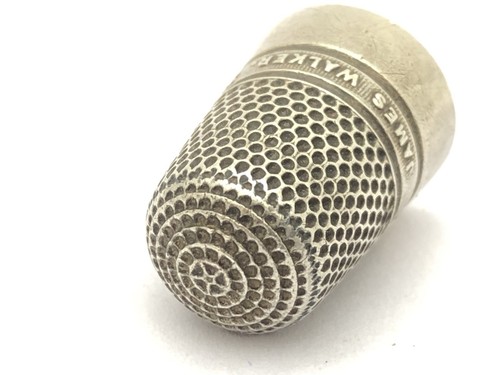 ANTIQUE STERLING SILVER ENGLISH THIMBLE ~ 