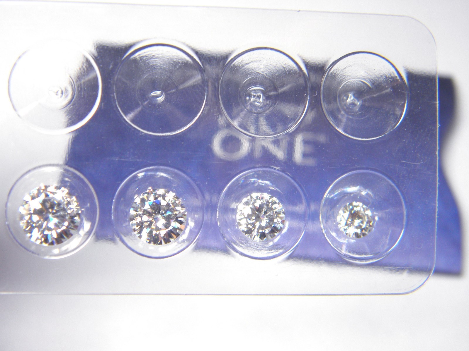 Forever One Moissanite 4mm Rnd 1/4 carat Loose Charles Colvard Colorless D E F