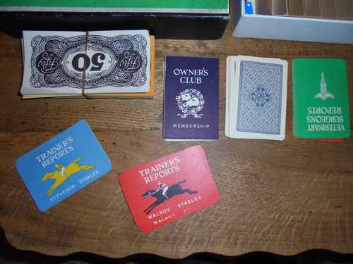 15 Horse Racing Board Game With Metal Horses PNG