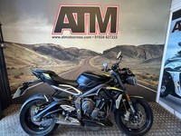 TRIUMPH STREET TRIPLE RS 765 2021, 9K MILES, FSH, GREAT CONDITION, (ATMOTO) 