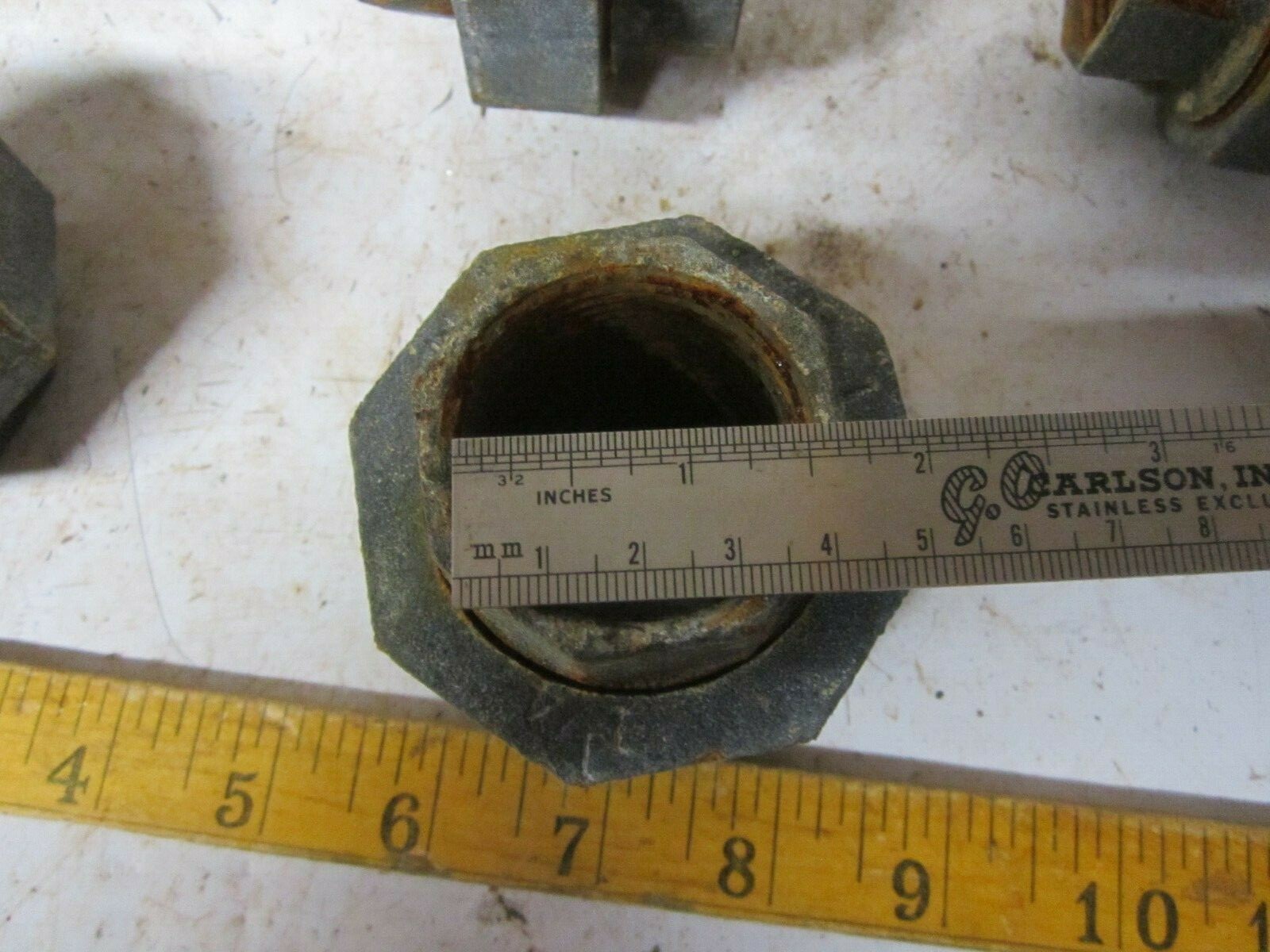 Lot 18 Old Galvanized Rusted Up Pipe Plumbing Union 1 1/2