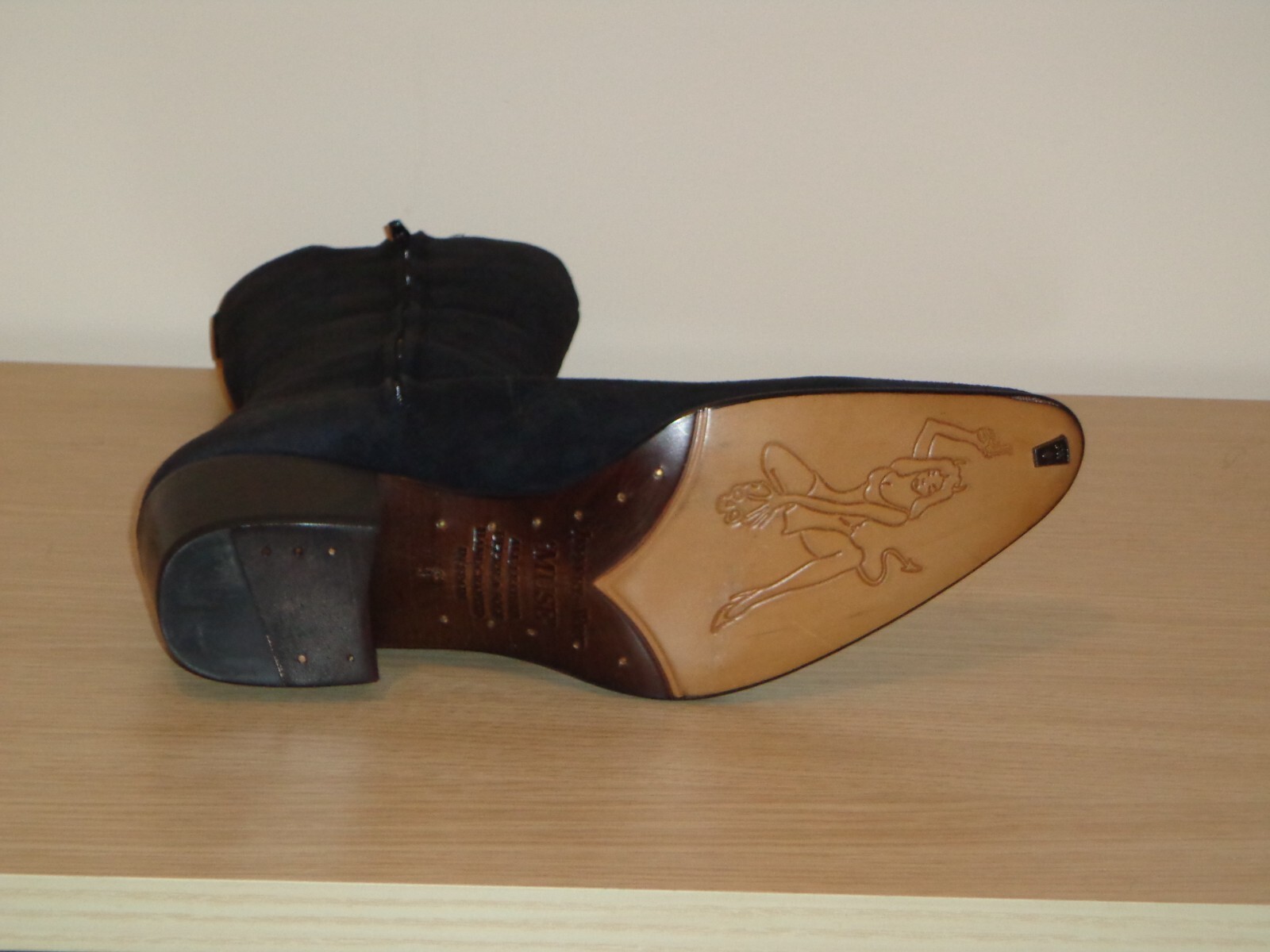 JEFFERY-WEST JEFFERY-WEST MURPHY (HIGH FIT) SUEDE BOOTS SIZES 6, 9, £140 UK POSTAGE ONLY.