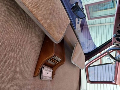 image 6 of interior