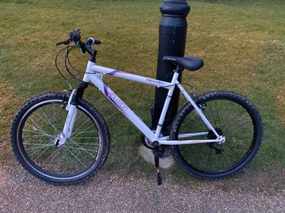 apollo bike, 26 inch wheel , good working condition, cosmetics conserved