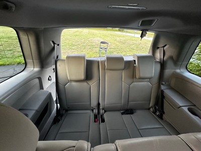 image 4 of interior
