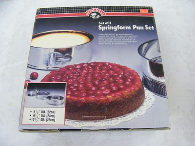 Vintage Cooks Tools 2 Springform Pan Set of 3
