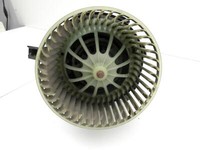 Audi A5 8T QU 07-12 Gebläsemotor Lüftermotor Heizungsgebläse Audi A5 8T QU 07-12 22.10.2007 8K1820021C gebraucht Vorschau 4