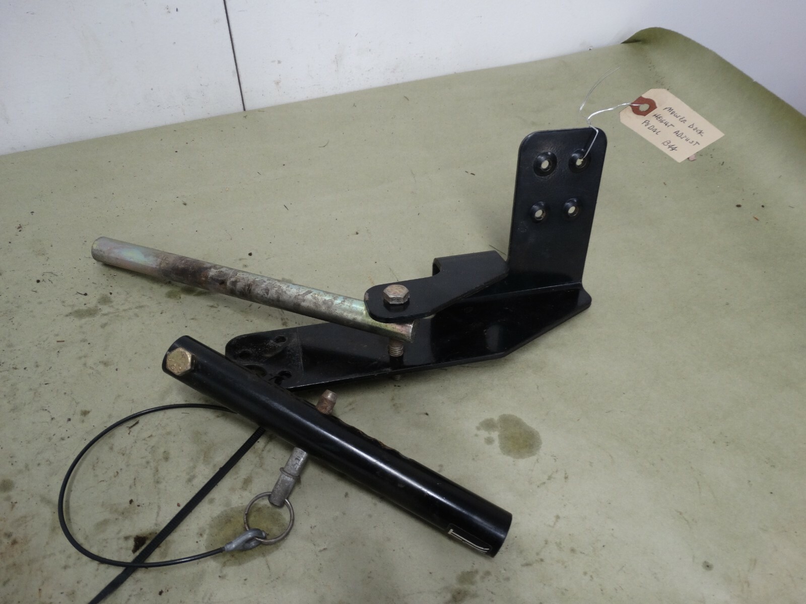 Ariens Mini Zoom 1540 mower deck height adjust pedal B43 eBay