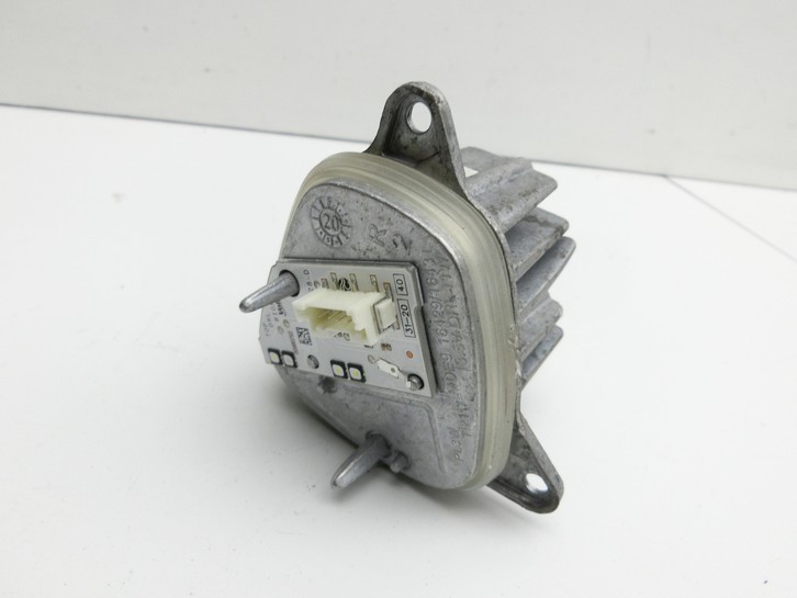 Opel Crossland X D75 20-24 1,2 96KW LED Leuchtmittel für Scheinwerfer Rechts Pos.2  - Bild 2