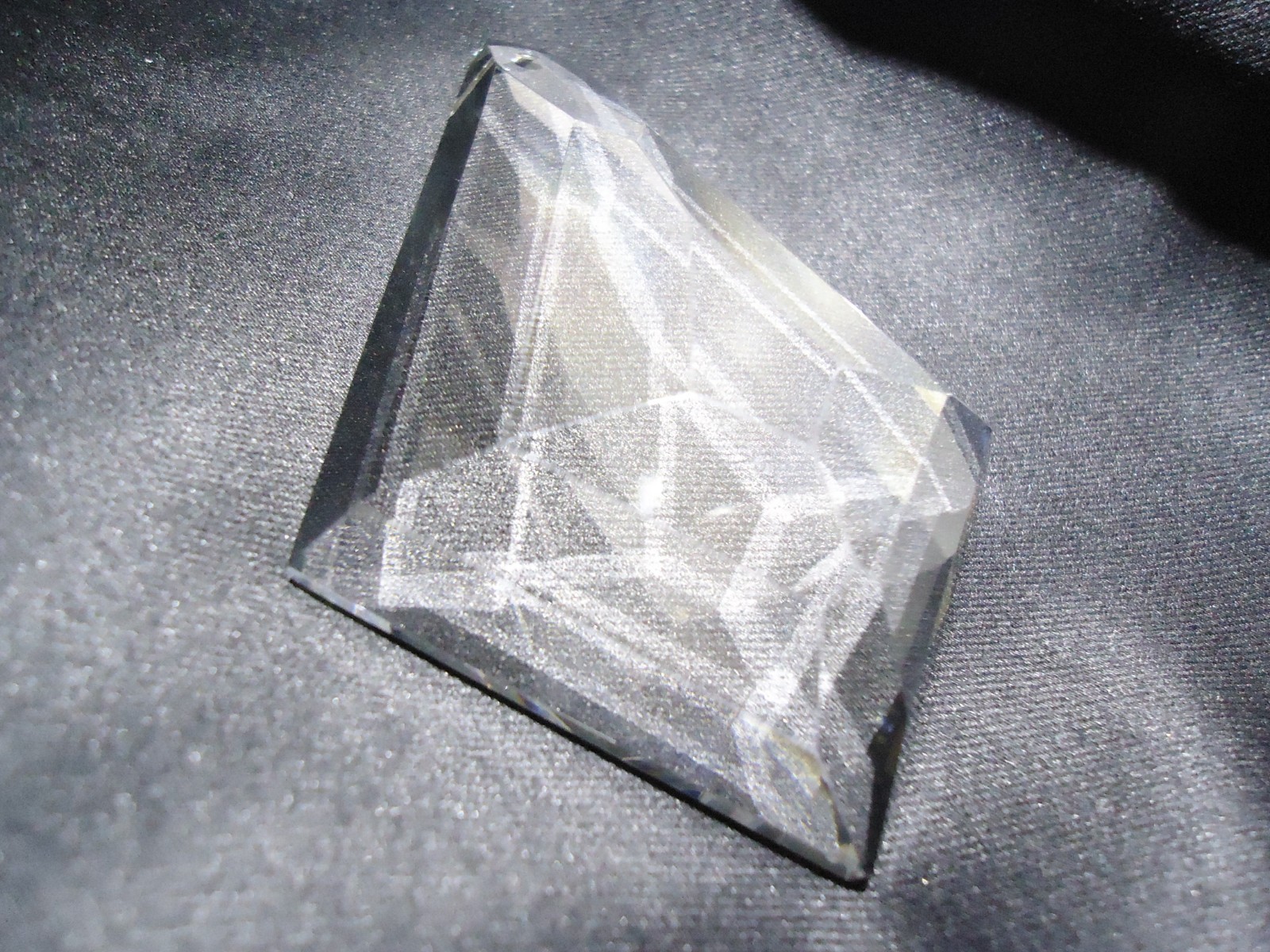 NOS LOT OF 5 FACETED 70MM CLEAR CRYSTAL KITE SHAPED CHANDELIER LAMP PART PRISM