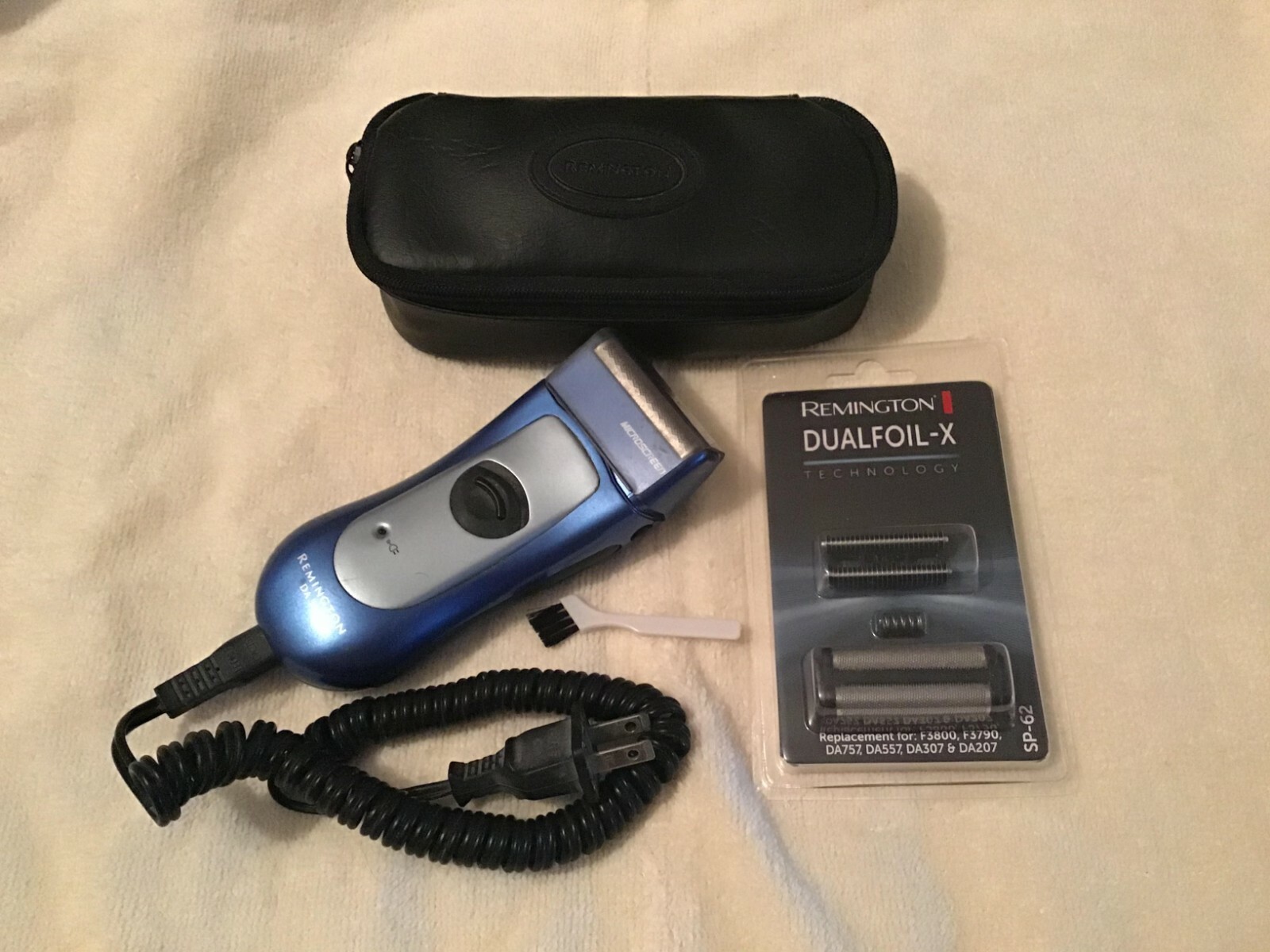 Remington DA307 Microscreen Rechargeable Mens Shaver Razor With Power
