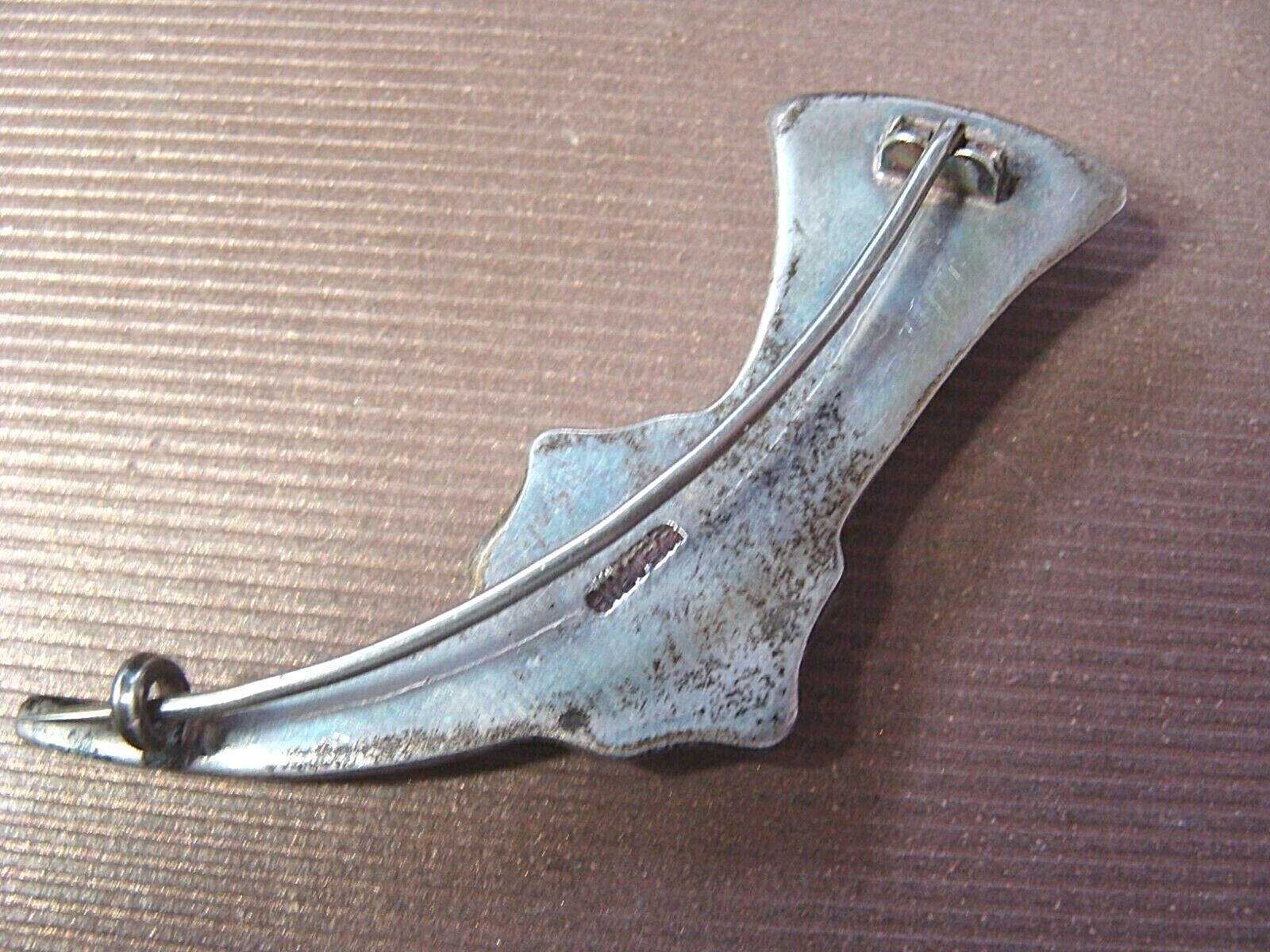ANTIQUE OLD CELTIC SCOTTISH IRISH STERLING SILVER HUNTING HORN BROOCH PIN