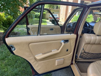 image 14 of interior