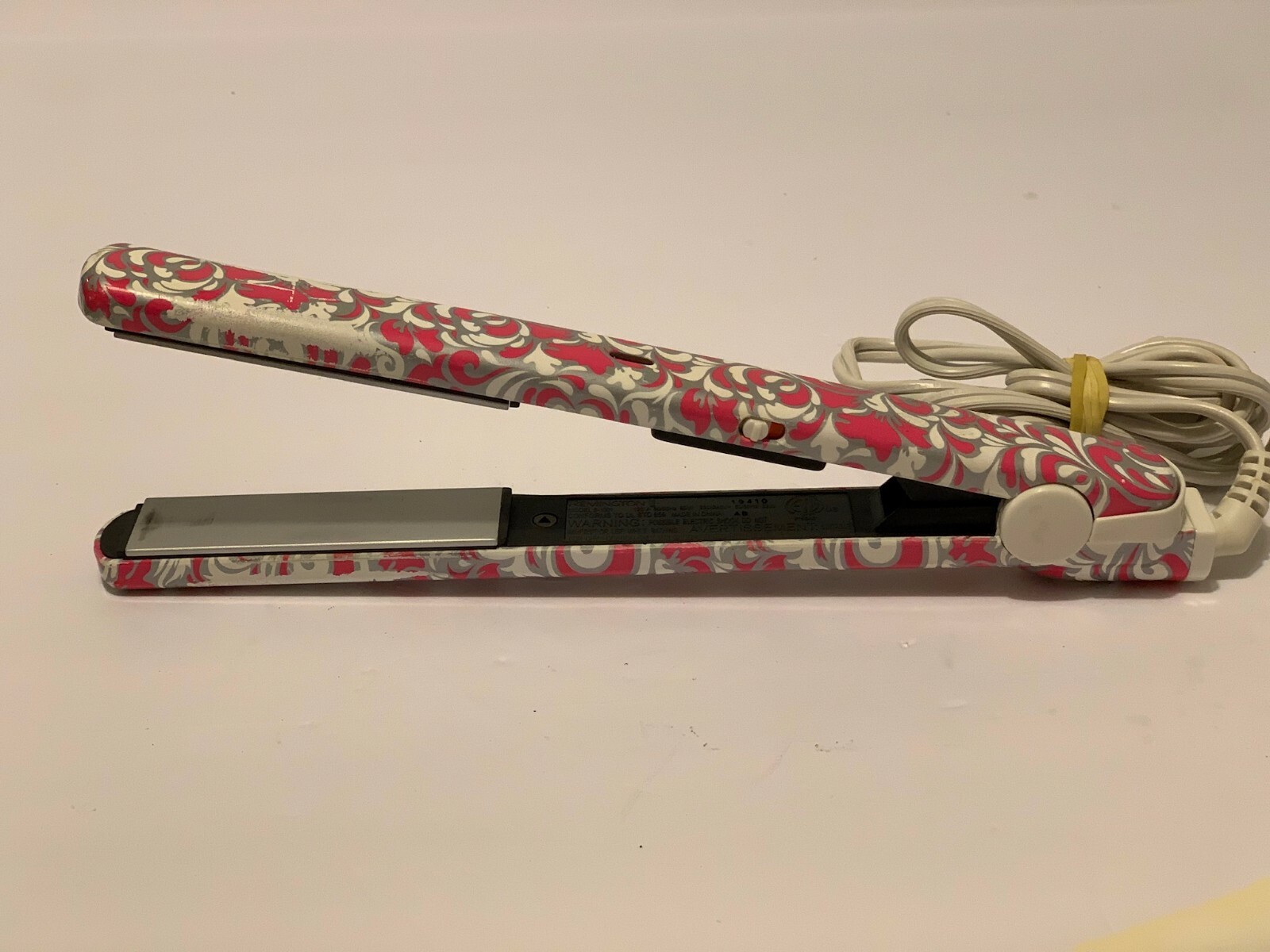 Straightener Flowers Pattern White Model S1001