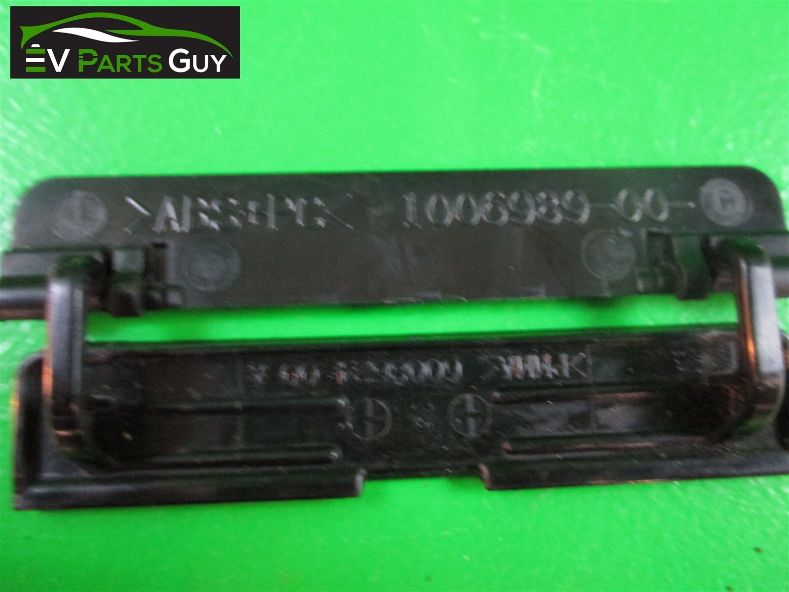 Tesla Model S 2012-2015 PANORAMIC ROOF RACK DOOR COVER - 6008624-00-A & 1006989