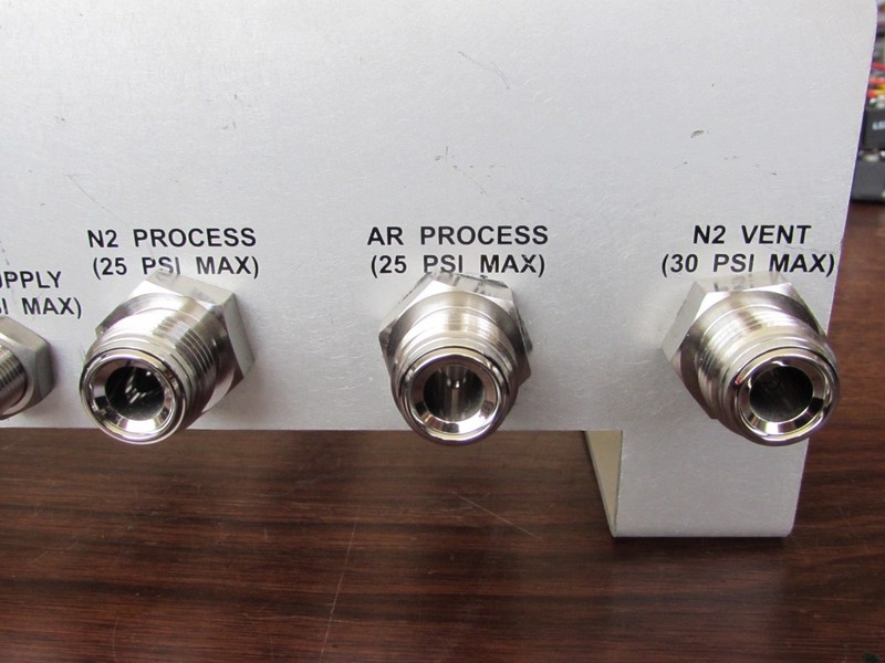 Lot Swagelok Bulkhead VCR Tube Fittings High Purity Regulator